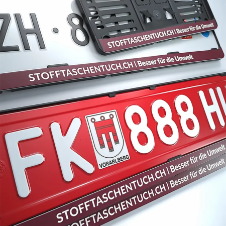 Kennzeichenhalter mit Lasergravur Bordeaux und weißer Schrift